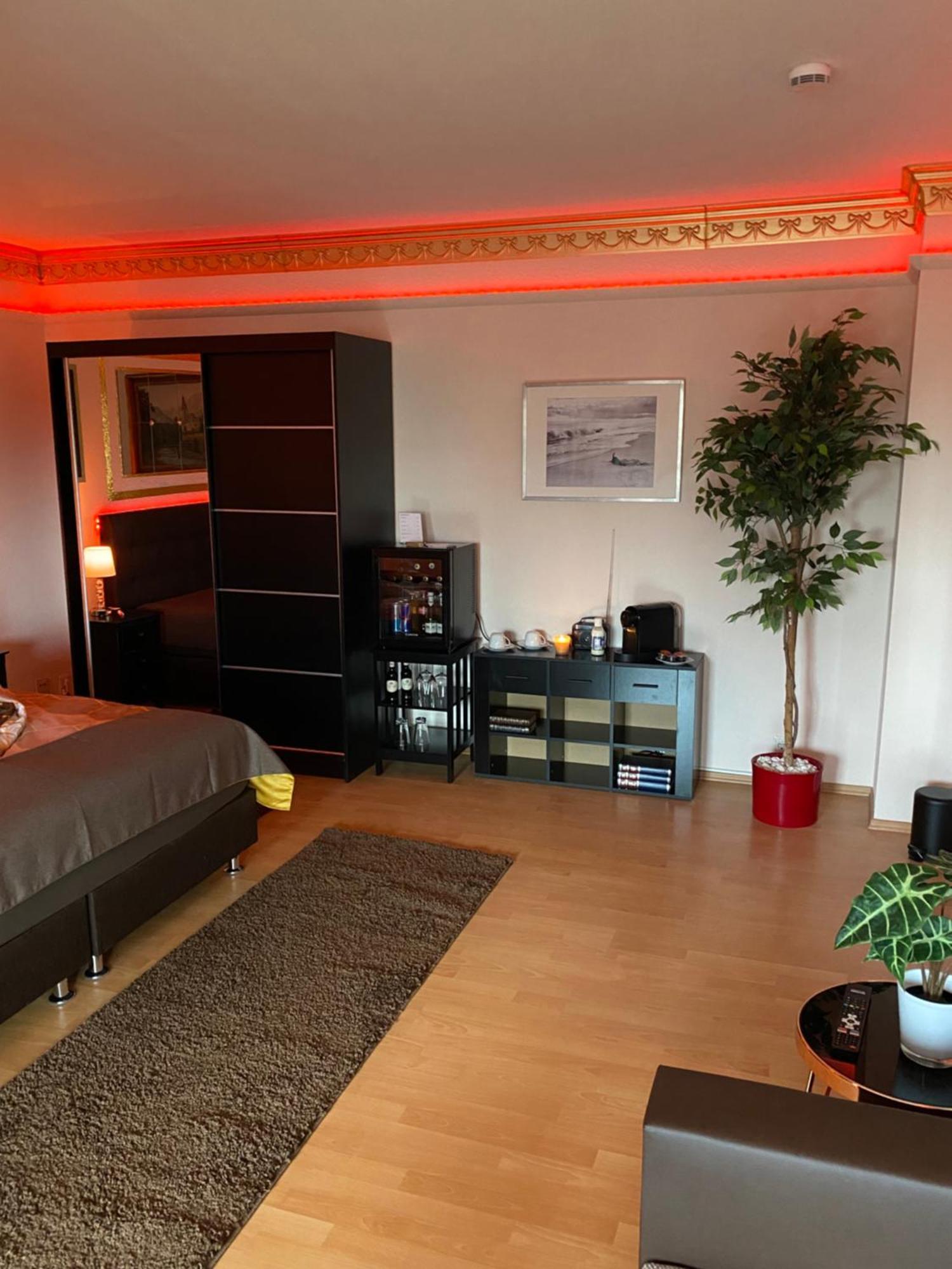 Pension King Royal Hamburg Ngoại thất bức ảnh
