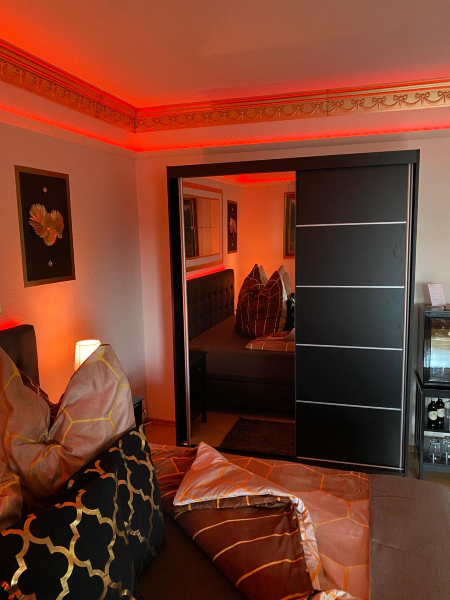 Pension King Royal Hamburg Ngoại thất bức ảnh