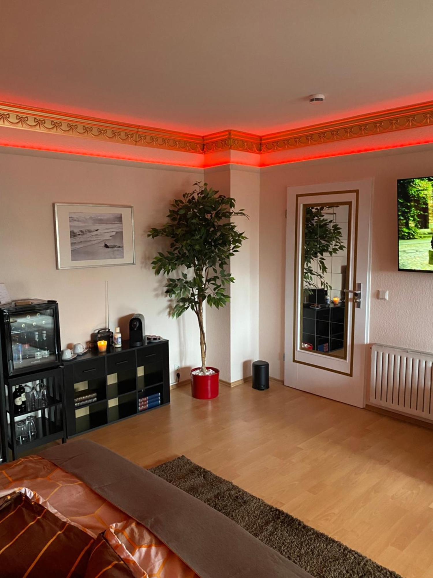 Pension King Royal Hamburg Ngoại thất bức ảnh